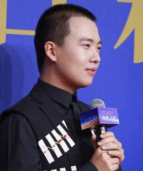 娱乐圈爆料张某某是谁,张某某身份揭秘,真相令人震惊! 第3张 娱乐圈爆料张某某是谁,张某某身份揭秘,真相令人震惊! 第3张